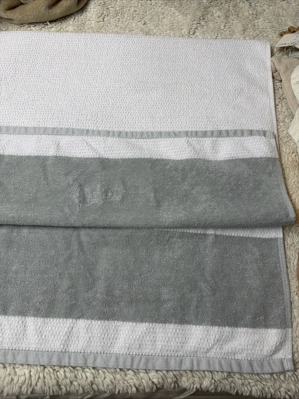 Lacoste White Towel with Gray Band and Green Crocodile Embroidery 100% Cotton